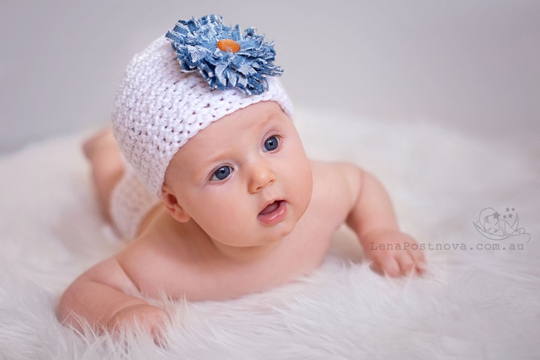 kids photography Sydney - 3 months old baby girl 