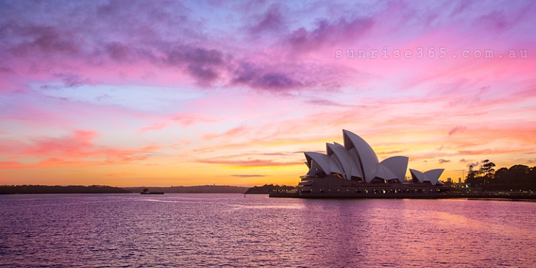 Baby gift - sunrise photo of Opera House Sydney