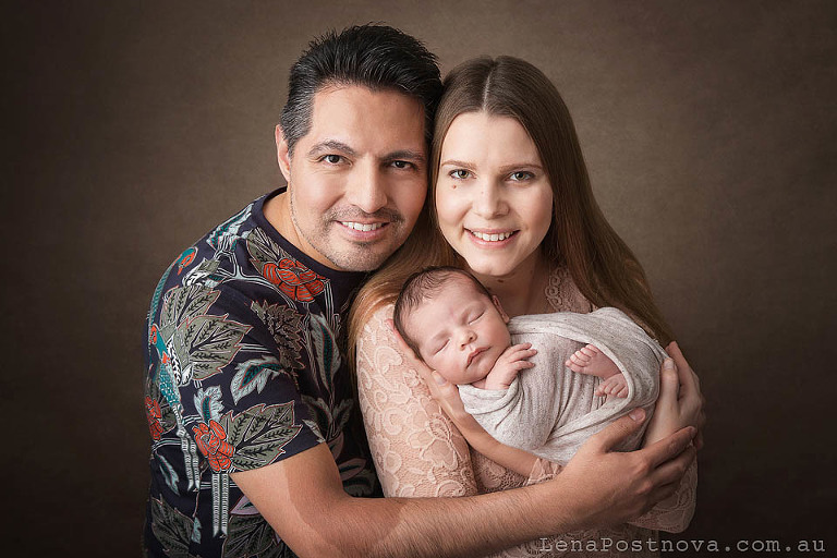 family with newborn photography 